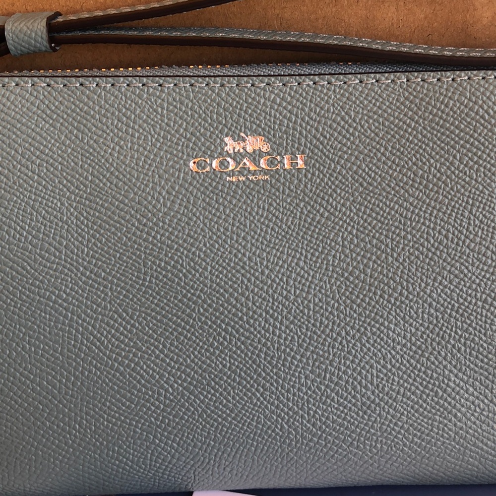Coach Baby Blue Wristlet NEW $75 Wallet Cloud - Picture 2 of 6